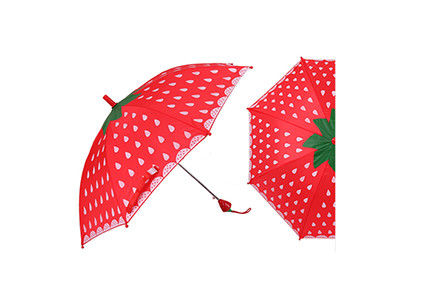 いちごのハンドルのかわいい子供の傘、子供マニュアルの開いた終わりのための小型傘 サプライヤー